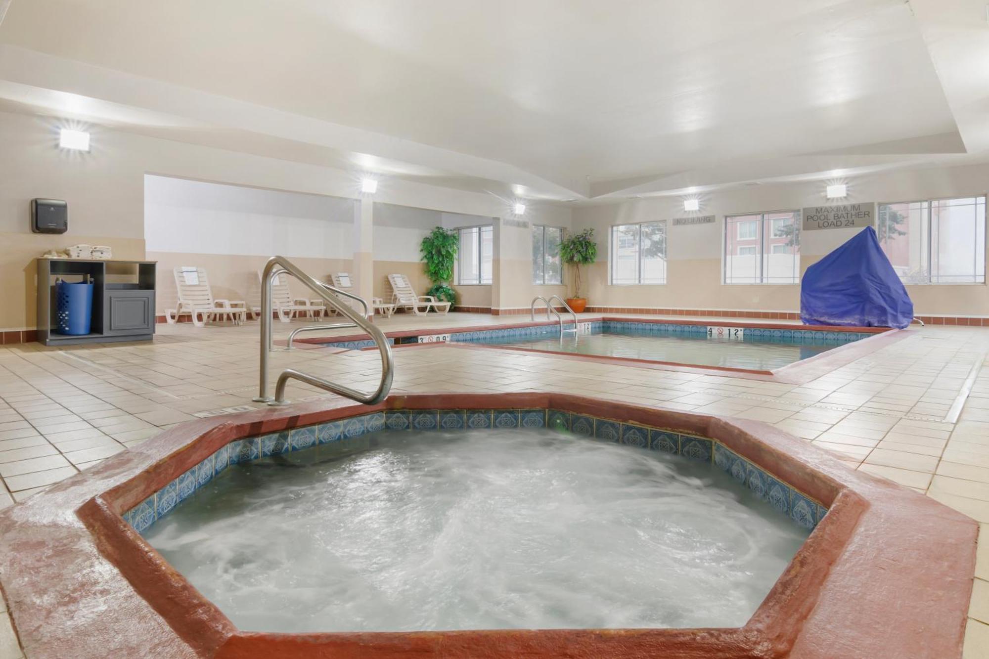 Country Inn & Suites By Radisson, Columbia, Mo Εξωτερικό φωτογραφία